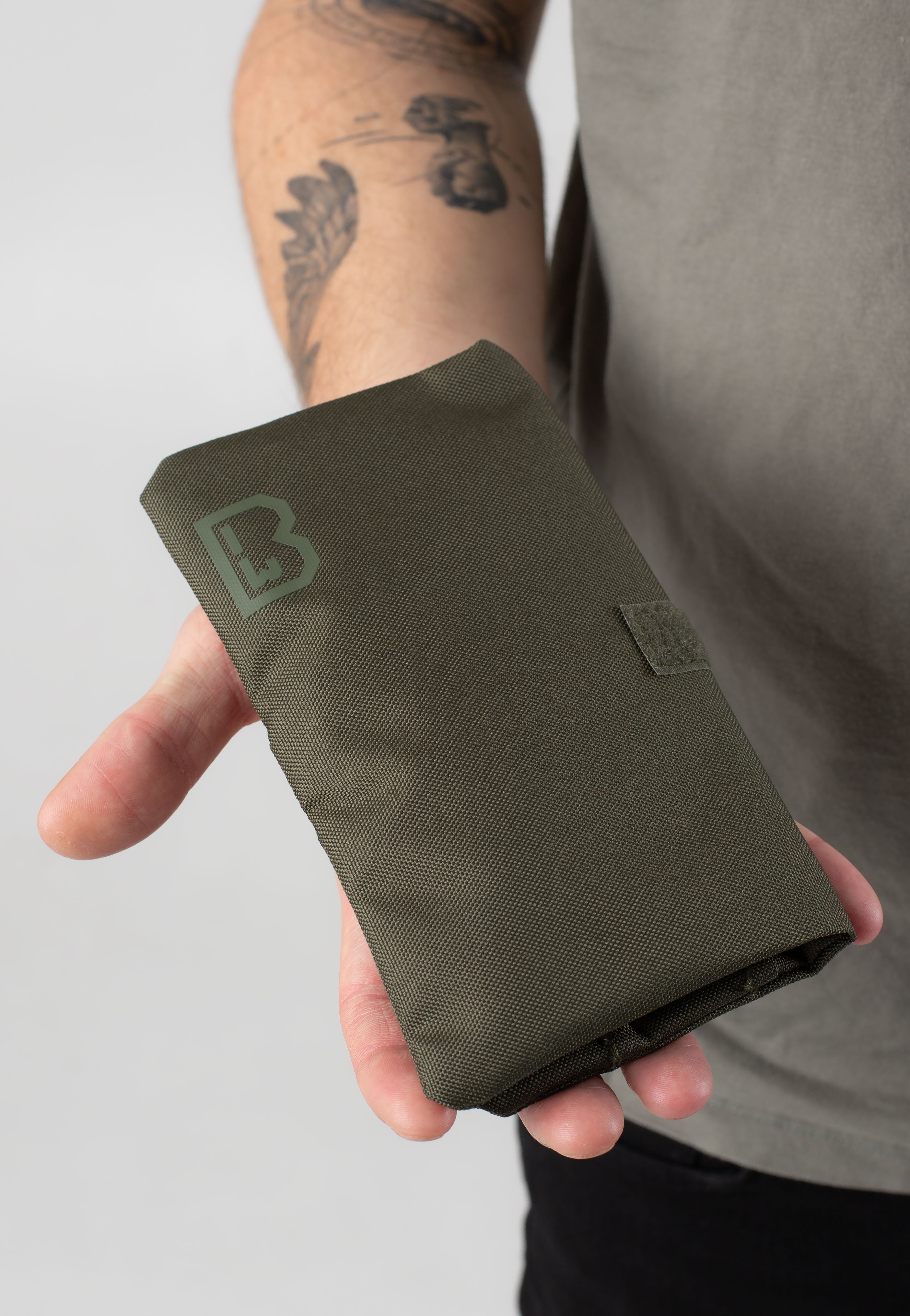 Brandit - Tobacco Olive Pouch - Bag | Neutral-Image