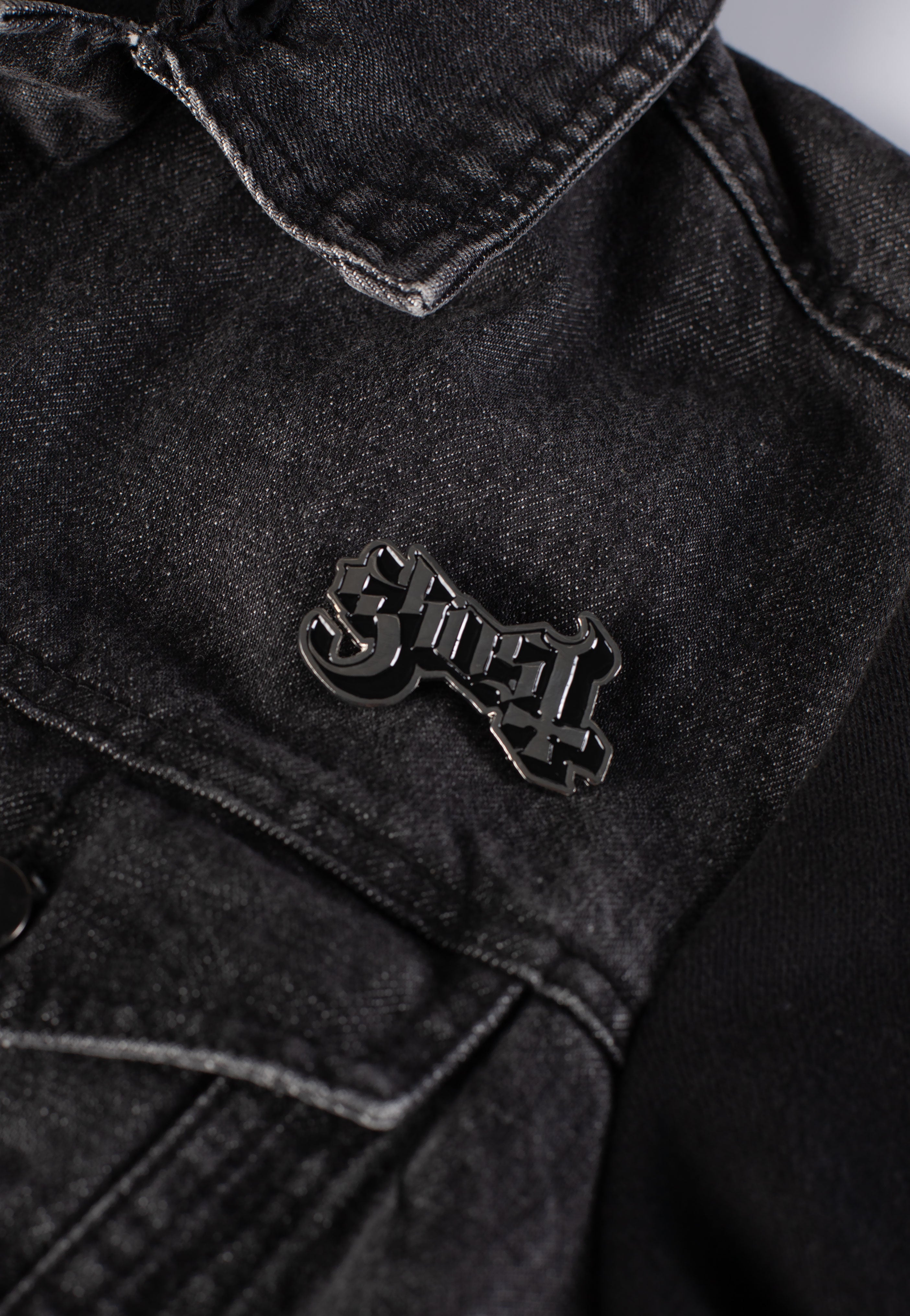 Ghost - Grucifix - Pin | Neutral-Image