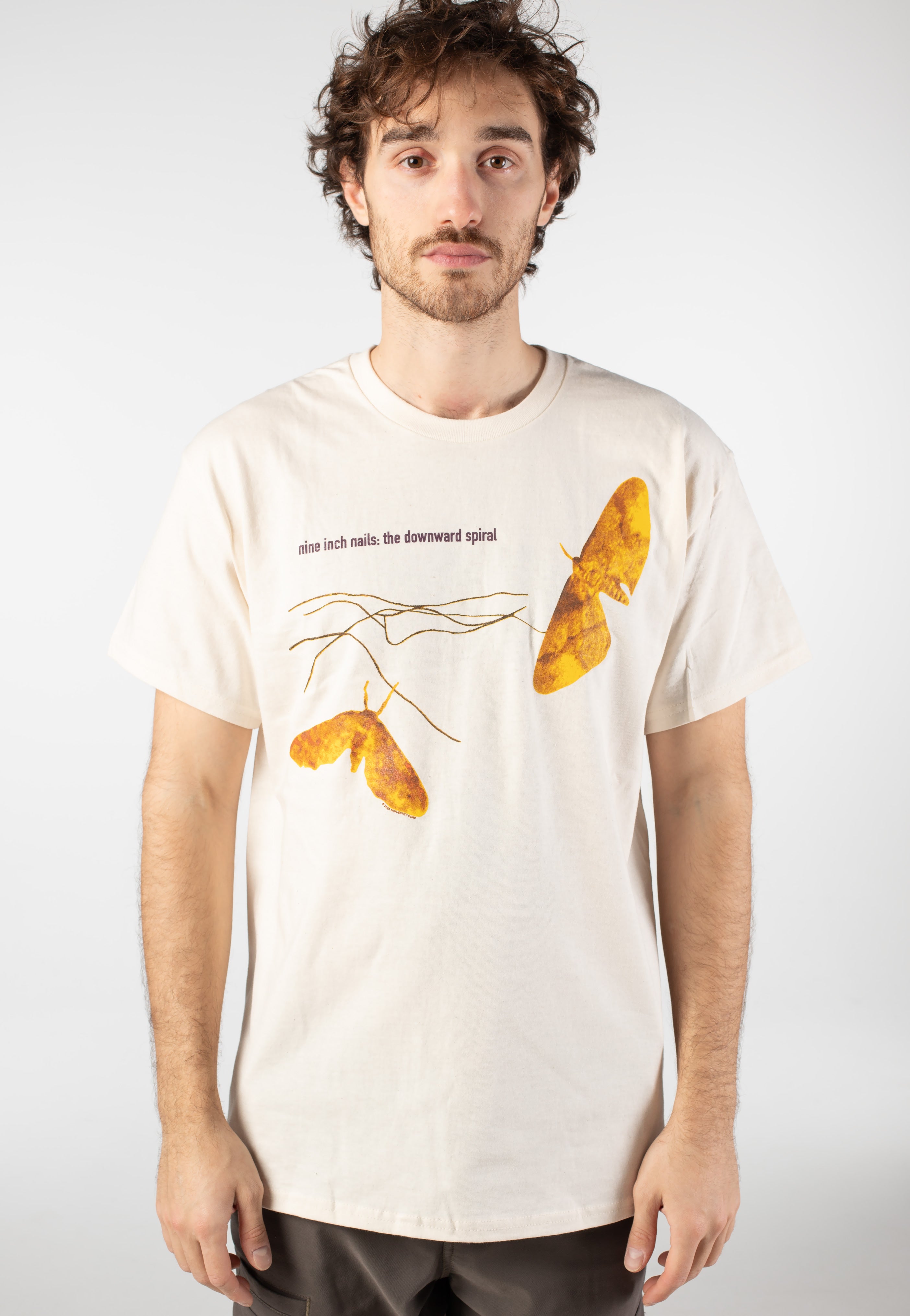Nine Inch Nails - The Downward Spiral Moth Sand - T-Shirt | Men-Image