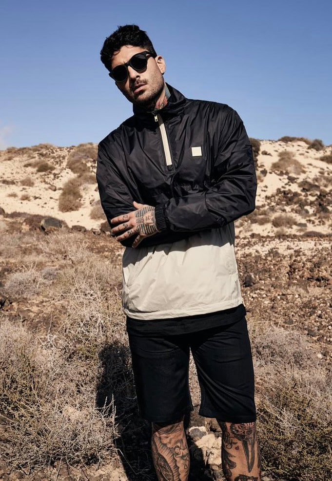 Urban Classics - Stand Up Collar Pull Over Black/Concrete - Windbreaker | Men-Image