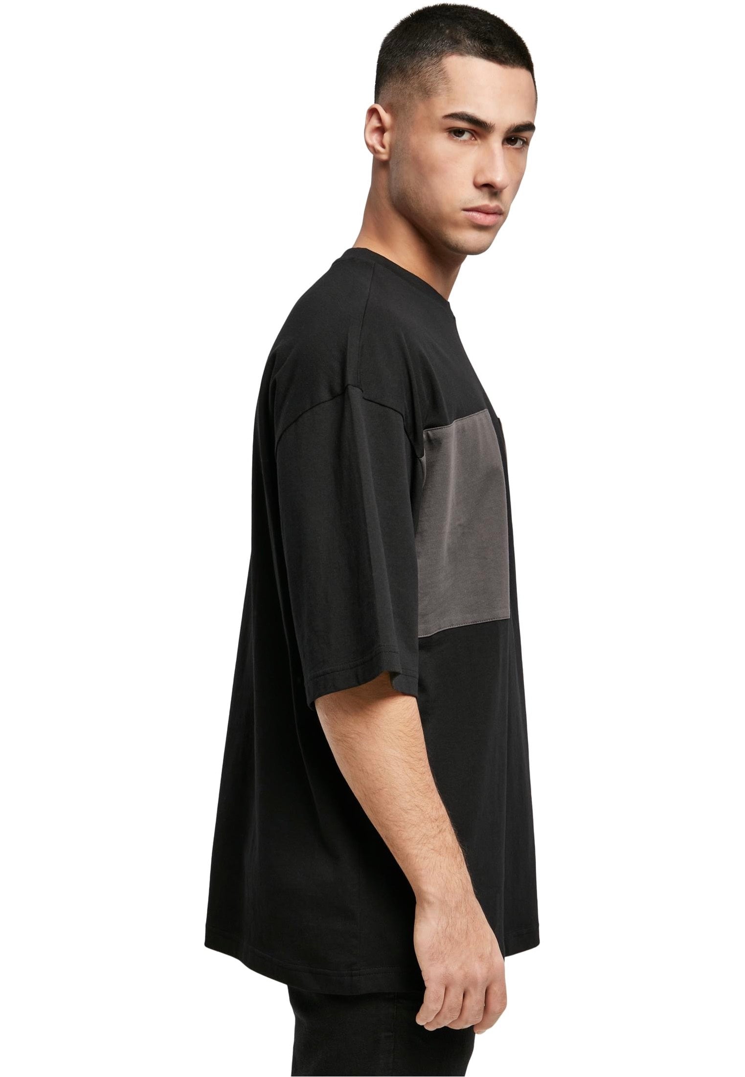 Urban Classics - Big Double Pocket Black/Asphalt - T-Shirt | Men-Image