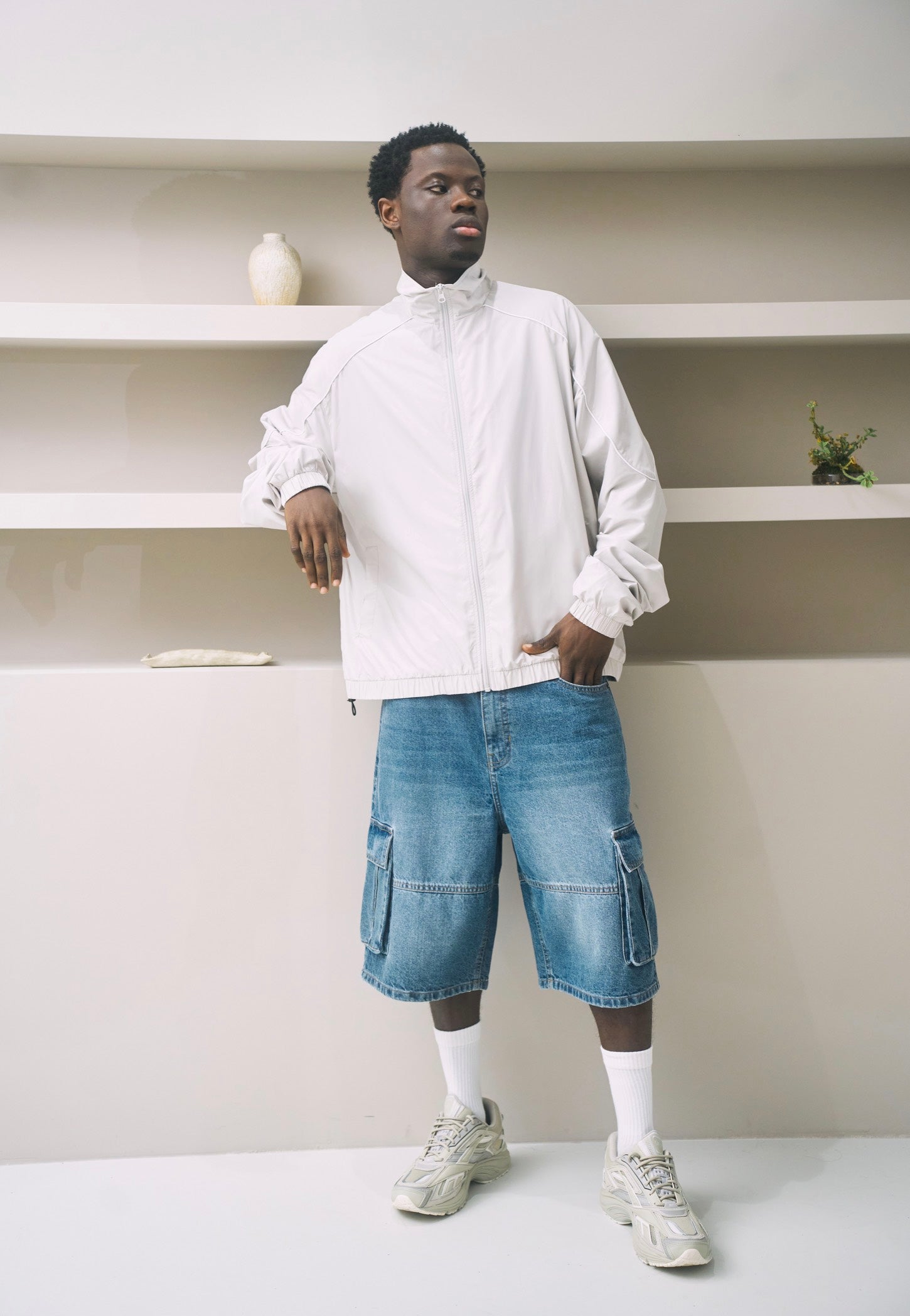 Urban Classics - Relaxed Denim Cargo New Light Blue Dirty Washed - Shorts | Men-Image