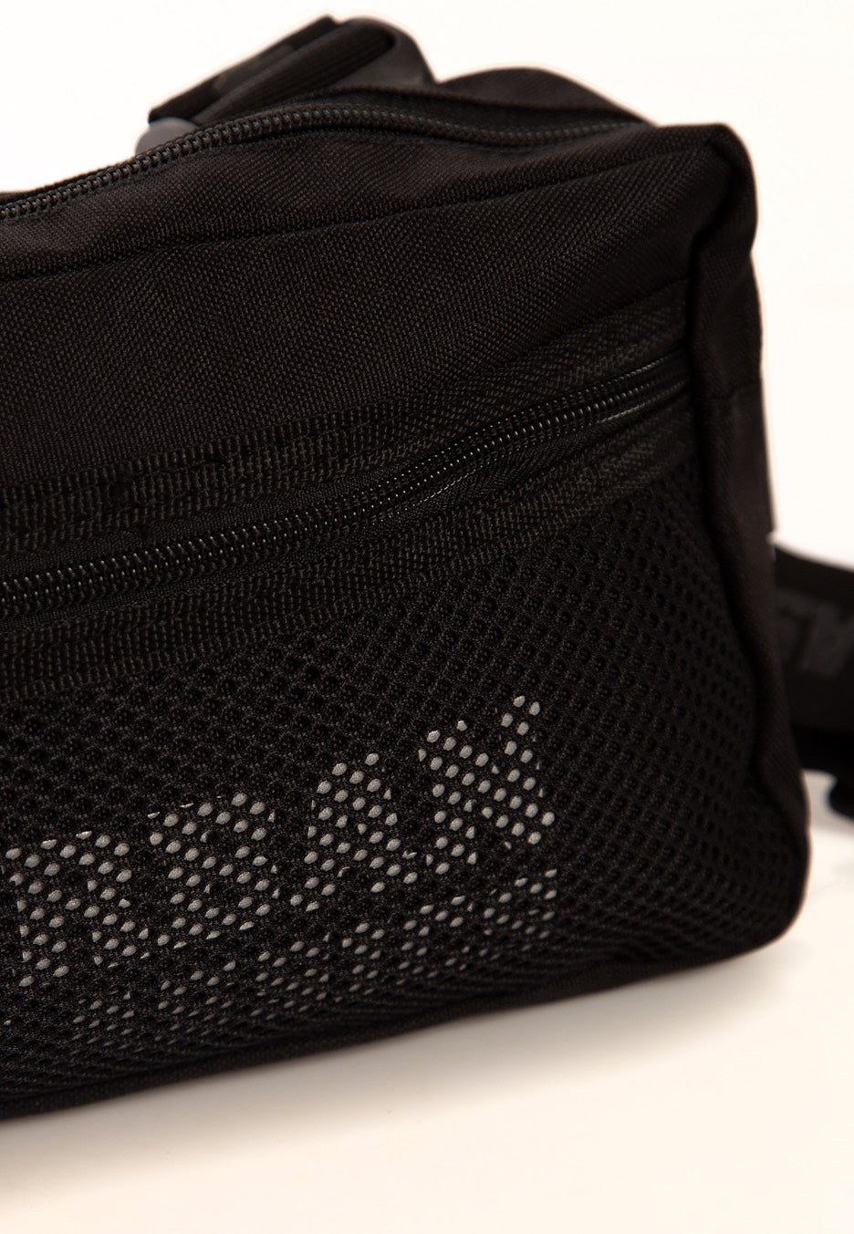 Urban Classics - Urban Classics Chest Bag Black - Hip Bag | Neutral-Image