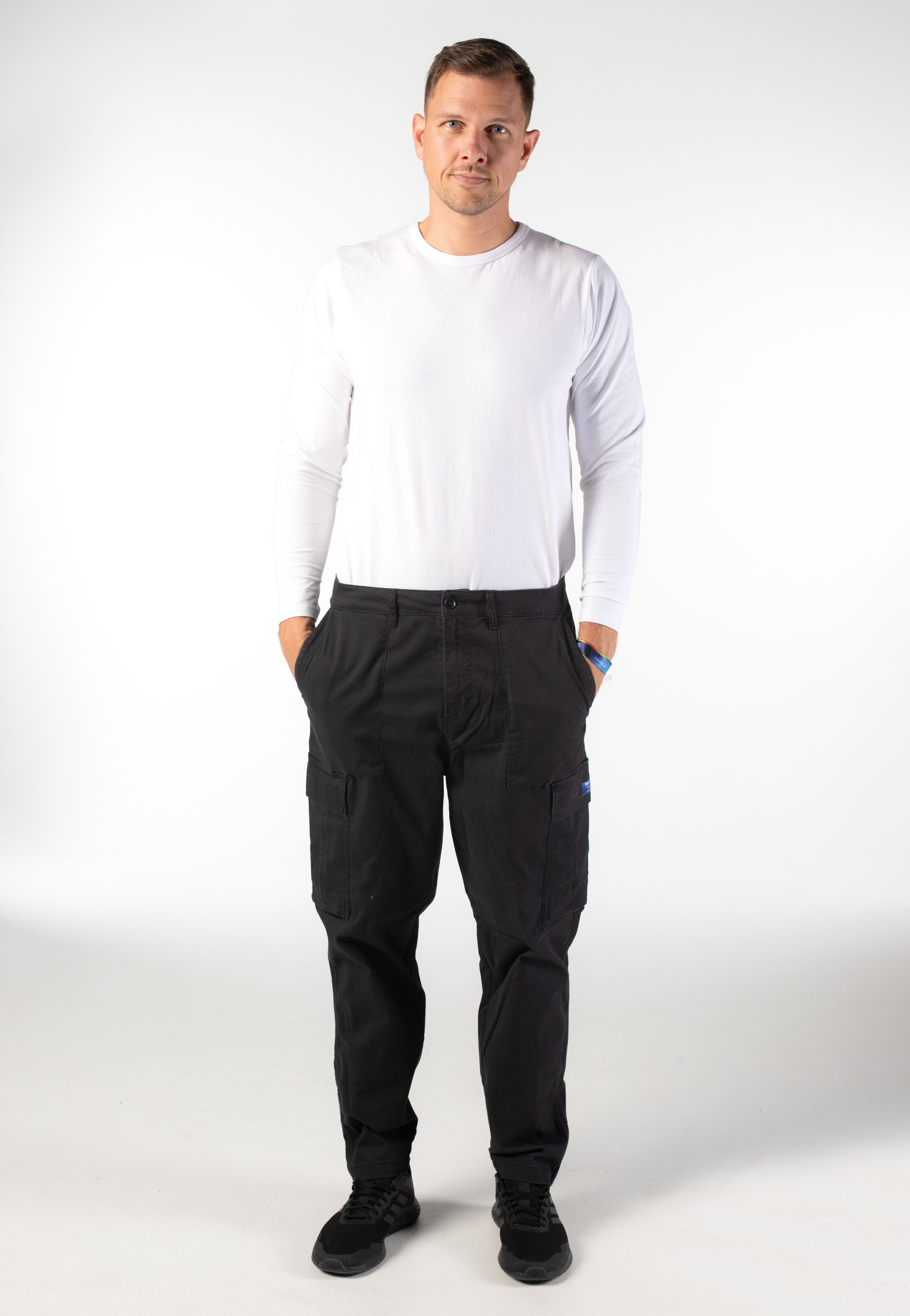 Only & Sons - Wills 0341 Tapered  Jet Black - Pants | Men-Image